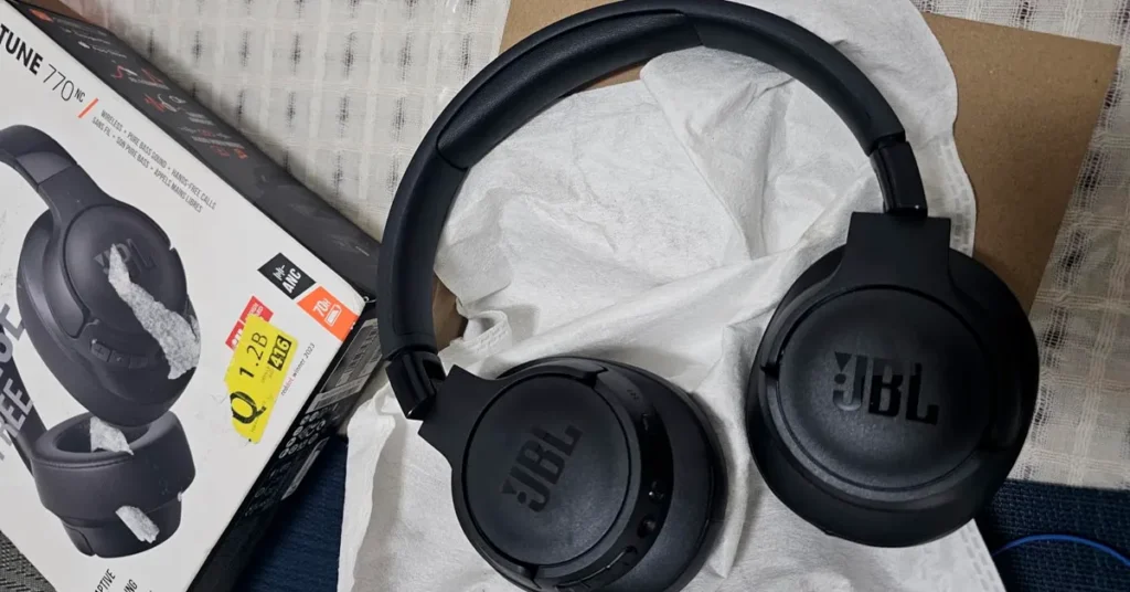 JBL Tune 770NC é bom? Confira o que achamos sobre cancelamento de ruído
