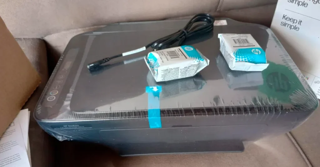 Impressora HP 2874 vale a pena? Explicamos como ela funciona no dia a dia